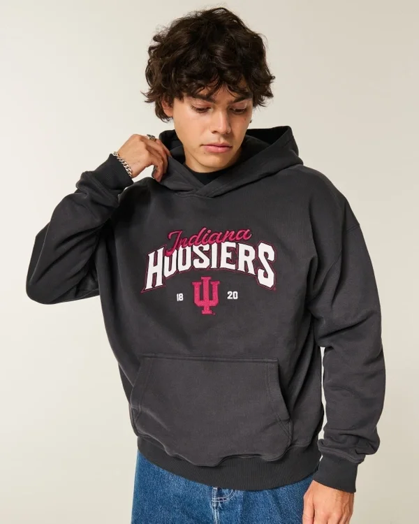 Boxy Indiana University Hoosiers Graphic Hoodie Boxy Indiana University Hoosiers Graphic Hoodie
