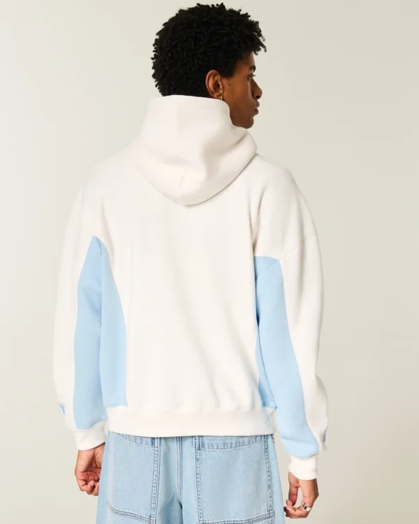 Boxy Manchester City F.C. Graphic Hoodie Boxy Manchester City F.C. Graphic Hoodie