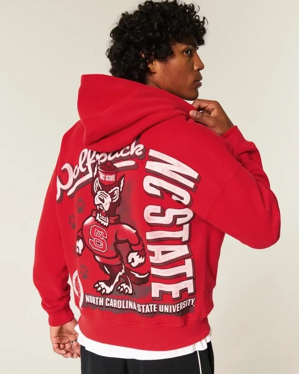 Boxy North Carolina State University Wolfpack Graphic Hoodie Boxy North Carolina State University Wolfpack Graphic Hoodie