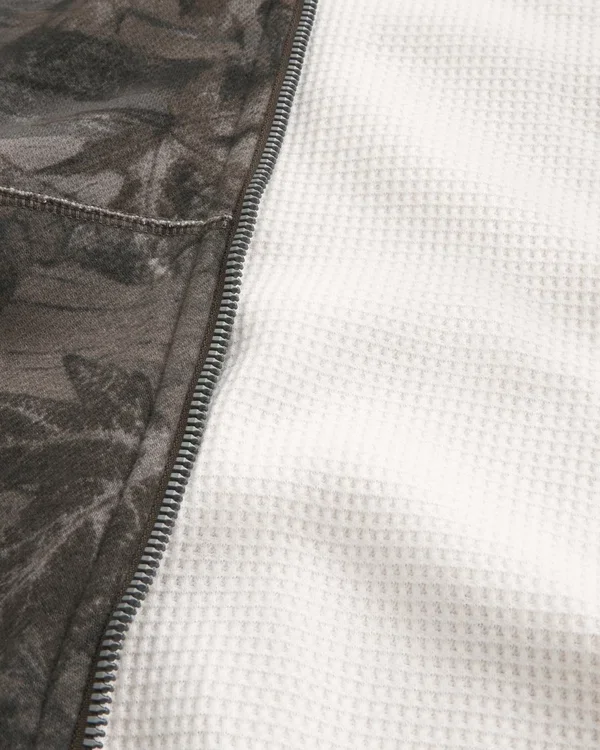 Boxy Thermal-Lined Camo Zip-Up Hoodie Boxy Thermal-Lined Camo Zip-Up Hoodie