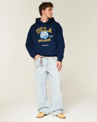 Boxy University of California, Los Angeles Bruins Graphic Hoodie Boxy University of California, Los Angeles Bruins Graphic Hoodie