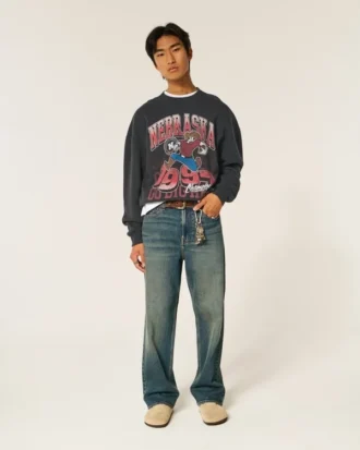 Boxy University of Nebraska Cornhuskers Graphic Crew Sweatshirt