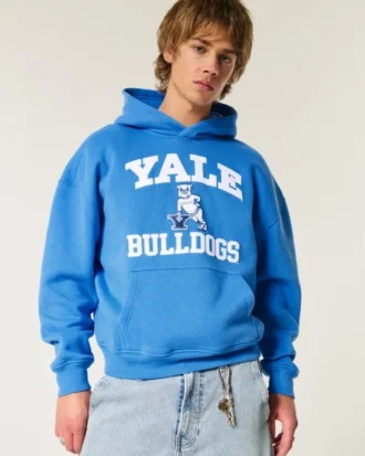 Boxy Yale Bulldogs Graphic Hoodie