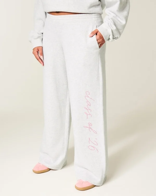 Class of ’26 Graphic Baggy Sweatpants Class of ’26 Graphic Baggy Sweatpants