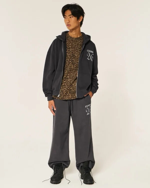 Class of 26 Graphic Super Baggy Sweatpants Class of 26 Graphic Super Baggy Sweatpants