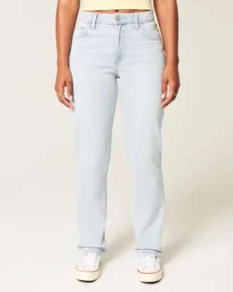 Curvy High-Rise Light Wash Straight Jeans