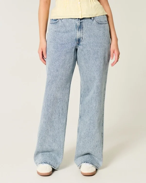 Curvy High-Rise Medium Wash Baggy Jeans Curvy High-Rise Medium Wash Baggy Jeans