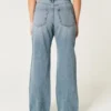Curvy High-Rise Medium Wash Baggy Jeans Curvy High-Rise Medium Wash Baggy Jeans