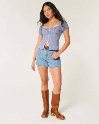 Curvy High-Rise Medium Wash Relaxed Denim Shorts 5″ Curvy High-Rise Medium Wash Relaxed Denim Shorts 5″