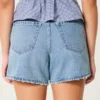 Curvy High-Rise Medium Wash Relaxed Denim Shorts 5″ Curvy High-Rise Medium Wash Relaxed Denim Shorts 5″