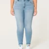 Curvy High-Rise Medium Wash Super Skinny Jeans