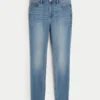 Curvy High-Rise Medium Wash Super Skinny Jeans