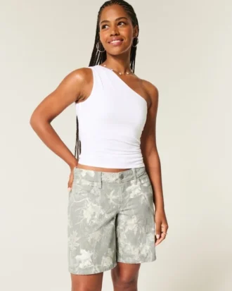 Curvy Low-Rise Camo Baggy Jort