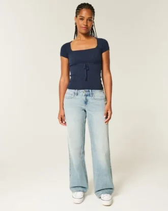 Curvy Low-Rise Light Wash Baggy Jeans