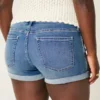 Curvy Low-Rise Medium Wash Denim Shortie Shorts Curvy Low-Rise Medium Wash Denim Shortie Shorts