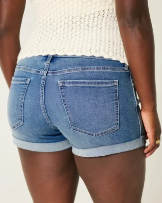 Curvy Low-Rise Medium Wash Denim Shortie Shorts