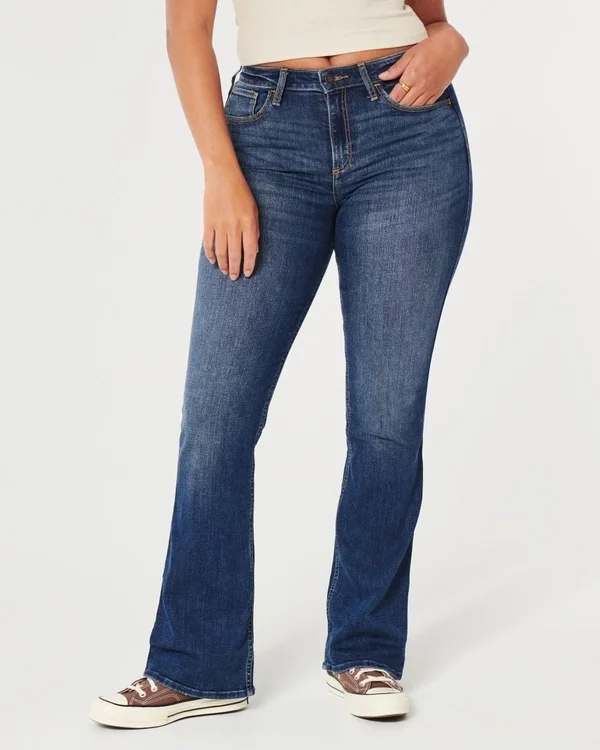 Curvy Mid-Rise Medium Wash Boot Jeans Curvy Mid-Rise Medium Wash Boot Jeans