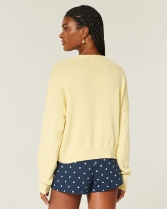 Easy Honolulu Graphic Crew Sweater