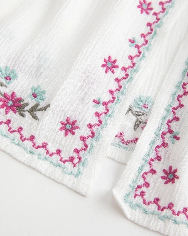 Easy Strapless Embroidered Babydoll Top Easy Strapless Embroidered Babydoll Top