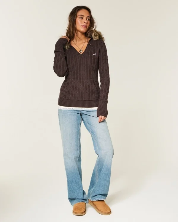 Faux Fur Trim Hooded Cable-Knit Sweater Faux Fur Trim Hooded Cable-Knit Sweater