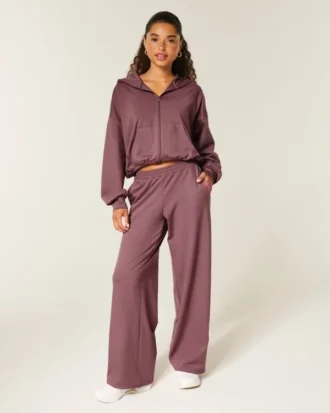 Gilly Hicks Active Recharge Heart-Tipped Baggy Pants