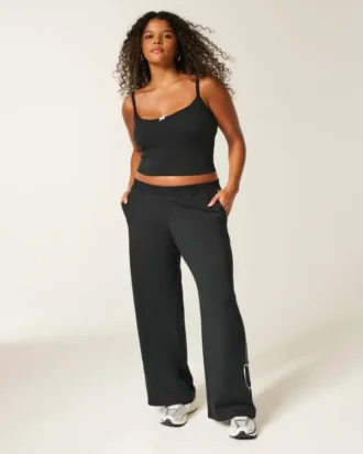 Gilly Hicks Active Recharge Heart-Tipped Baggy Pants