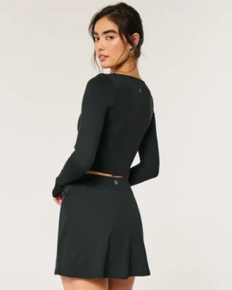 Gilly Hicks Active Recharge Long-Sleeve Plunge Top