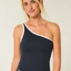 Gilly Hicks Active Recharge One-Shoulder Tank