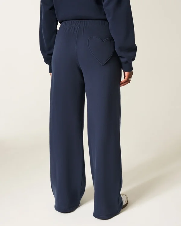 Heart Pocket Wide-Leg Sweatpants Heart Pocket Wide-Leg Sweatpants