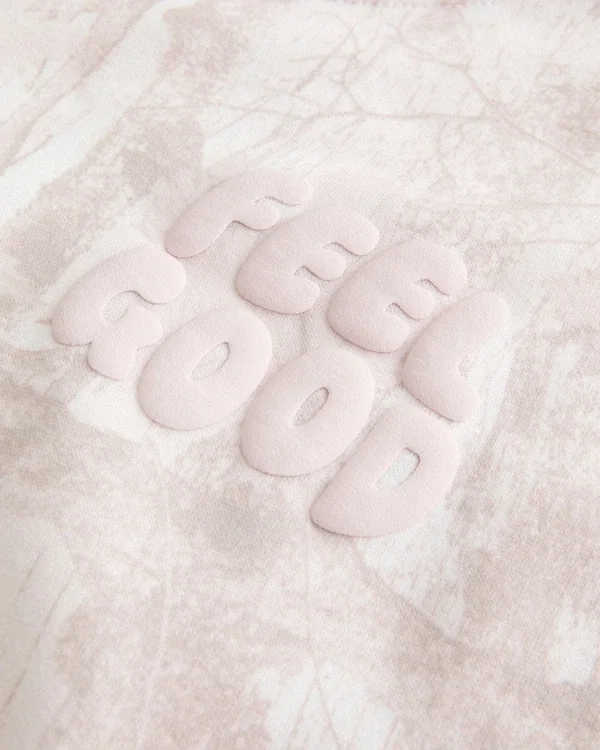 Hollister Feel Good Oversized Logo Graphic Camo Hoodie Hollister Feel Good Oversized Logo Graphic Camo Hoodie