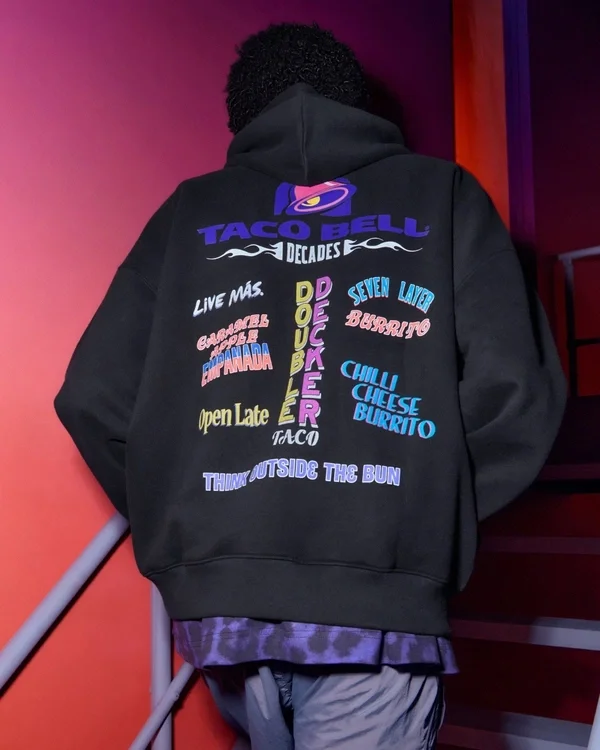 Hollister x Taco Bell Boxy Graphic Hoodie Hollister x Taco Bell Boxy Graphic Hoodie