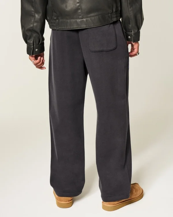 Hollister x Taco Bell Graphic Baggy Sweatpants Hollister x Taco Bell Graphic Baggy Sweatpants