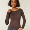 Long-Sleeve Seamless Fabric Slash-Neck Top