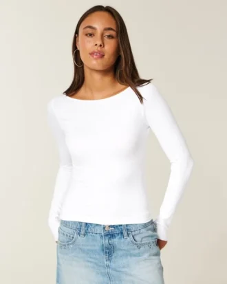 Long-Sleeve Seamless Fabric Slash-Neck Top