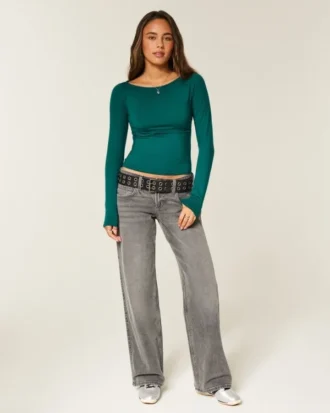 Long-Sleeve Seamless Fabric Slash-Neck Top