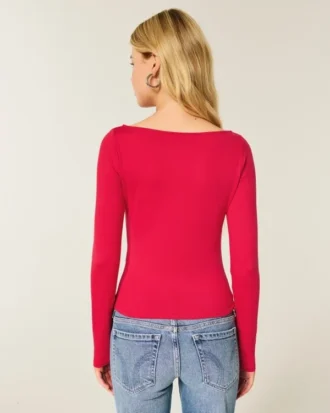 Long-Sleeve Seamless Fabric Slash-Neck Top