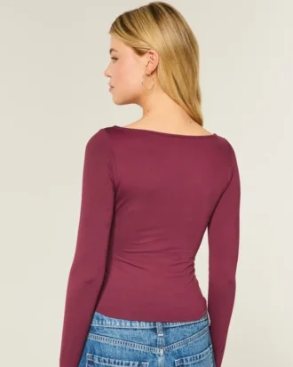 Long-Sleeve Seamless Fabric Slash-Neck Top
