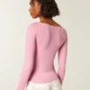 Long-Sleeve Seamless Fabric Slash-Neck Top