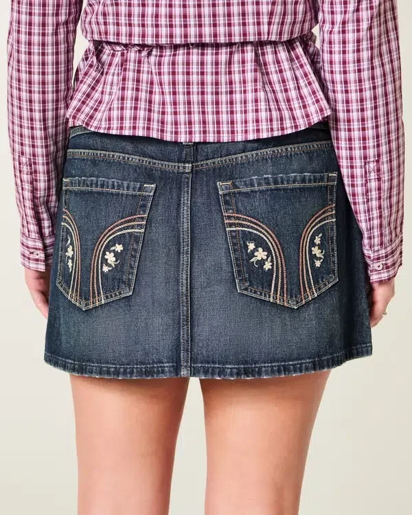 Low-Rise Dark Wash Denim Mini Skort Low-Rise Dark Wash Denim Mini Skort