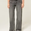 Low-Rise Grey Baggy Jeans Low-Rise Grey Baggy Jeans