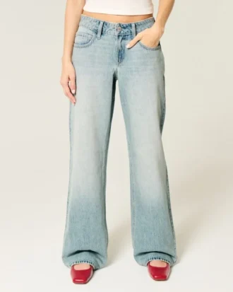Low-Rise Light Wash Baggy Jeans