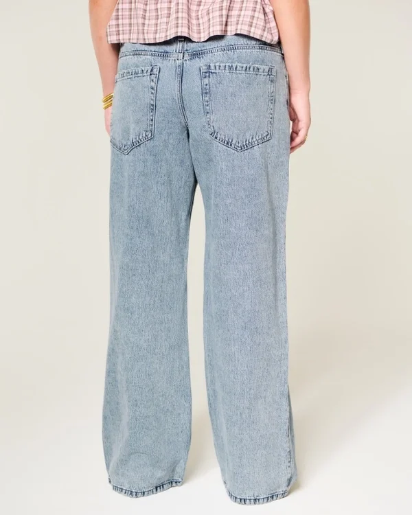 Low-Rise Medium Wash Baggy Jeans Low-Rise Medium Wash Baggy Jeans