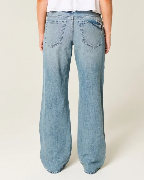 Low-Rise Medium Wash Butterfly Graphic Baggy Jeans Low-Rise Medium Wash Butterfly Graphic Baggy Jeans