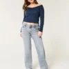 Low-Rise Medium Wash Relaxed Straight Jeans Low-Rise Medium Wash Relaxed Straight Jeans
