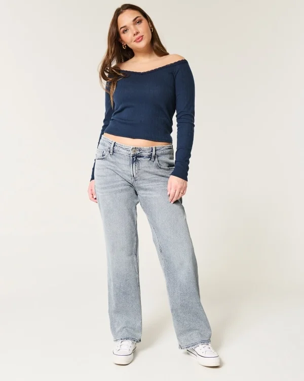 Low-Rise Medium Wash Relaxed Straight Jeans Low-Rise Medium Wash Relaxed Straight Jeans