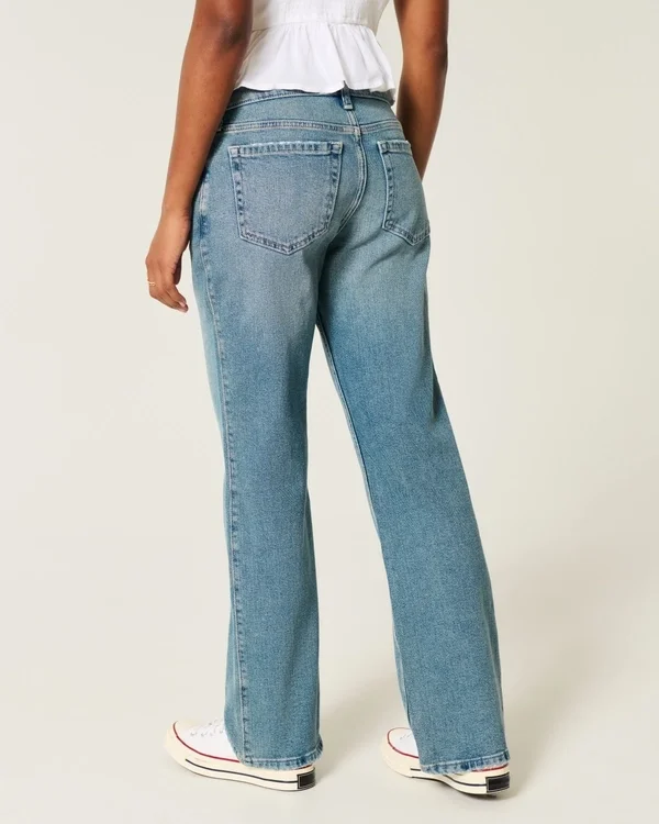 Low-Rise Medium Wash Relaxed Straight Jeans Low-Rise Medium Wash Relaxed Straight Jeans