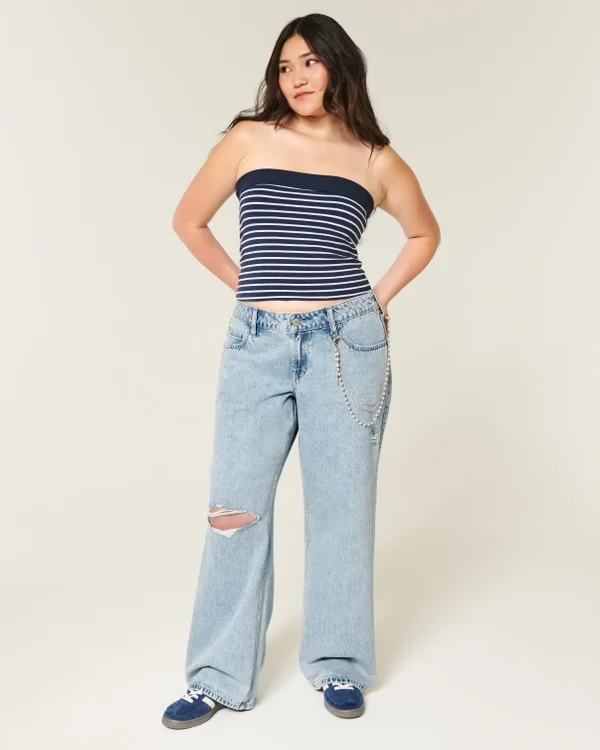 Low-Rise Ripped Light Wash Baggy Jeans Low-Rise Ripped Light Wash Baggy Jeans
