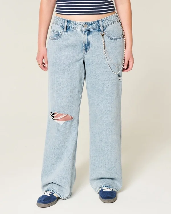 Low-Rise Ripped Light Wash Baggy Jeans Low-Rise Ripped Light Wash Baggy Jeans