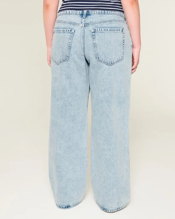 Low-Rise Ripped Light Wash Baggy Jeans Low-Rise Ripped Light Wash Baggy Jeans