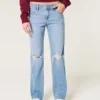Low-Rise Ripped Medium Wash Relaxed Straight Jeans Low-Rise Ripped Medium Wash Relaxed Straight Jeans